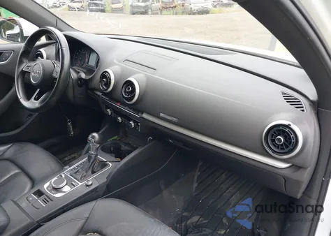 2017 Audi A3 2.0T Premium z USA, uszkodzony, nr VIN WAUB8GFF3H1031445